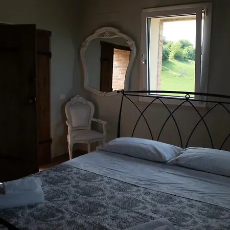 Le Quattro Civette Bed and Breakfast *